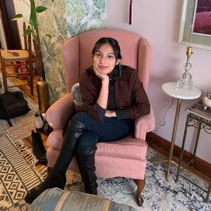 Meet your Posher, Samantha